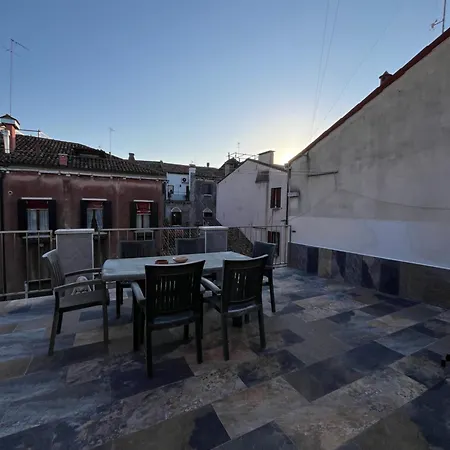 Paradiso Veneziano Con Terrazza شقة البندقية